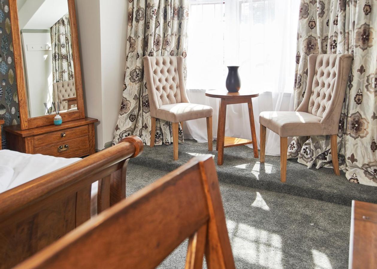 The Angel Inn Hotel Першор Екстериор снимка