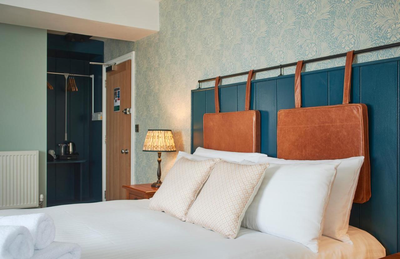 The Angel Inn Hotel Першор Екстериор снимка